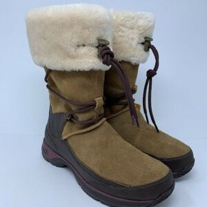 UGG Women's Winter Boots Chestnut Brown Suede